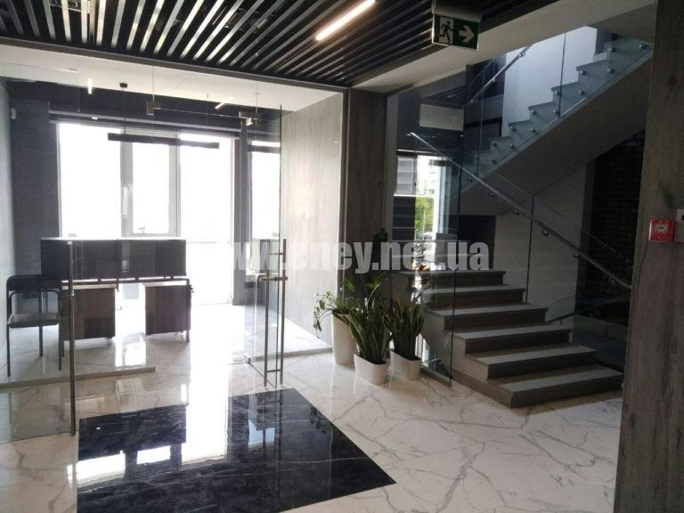 Glass in the interior